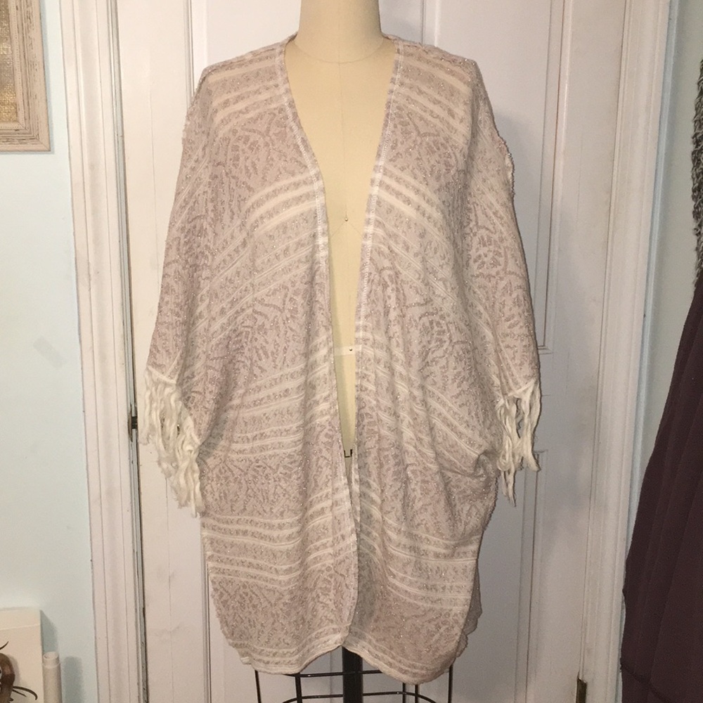 Free people Fringe pattern Kimono Cardigan XS/S